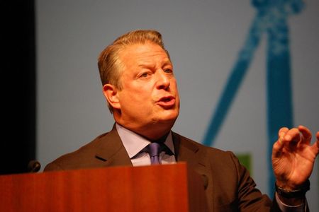 One climate skeptic makes life ‘Inconvenient’ for Al Gore
